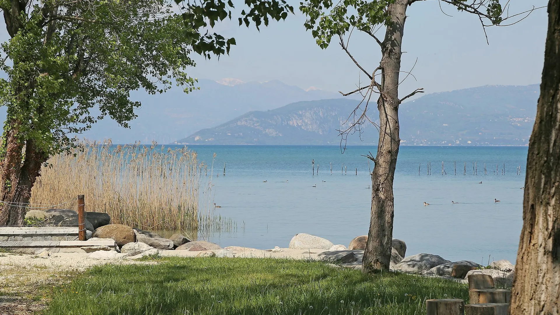 Apartment Villa Aurora Sirmione Italy